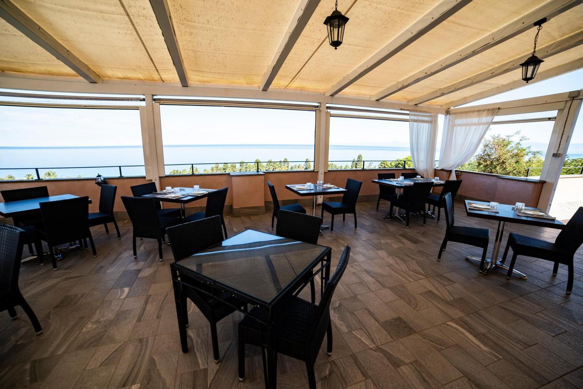 Unico Cannamele Escape Tropea By Life Resorts Паргелия Екстериор снимка