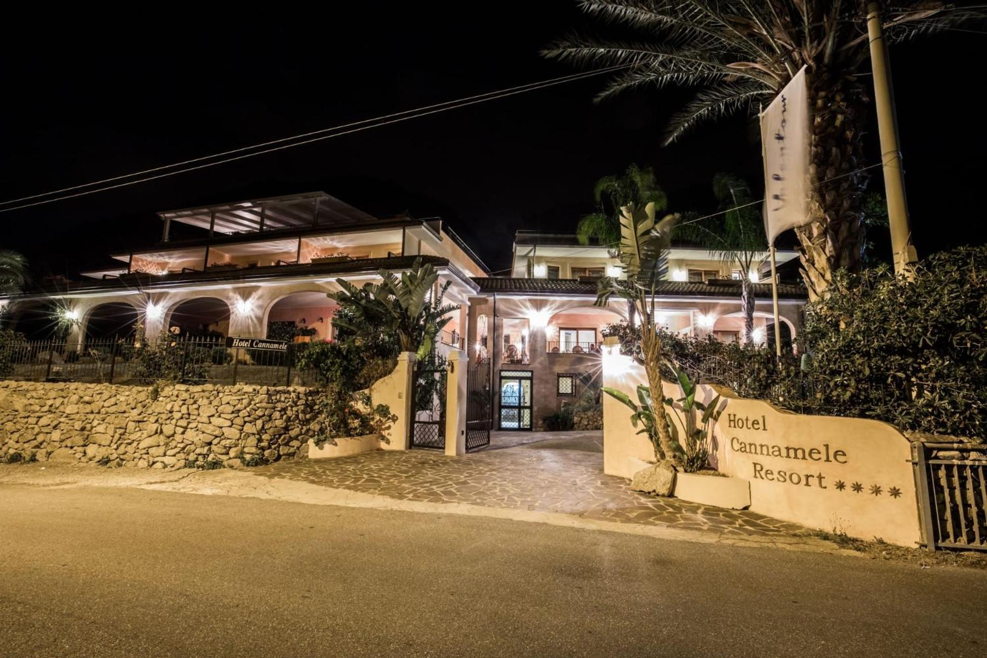 Unico Cannamele Escape Tropea By Life Resorts Паргелия Екстериор снимка