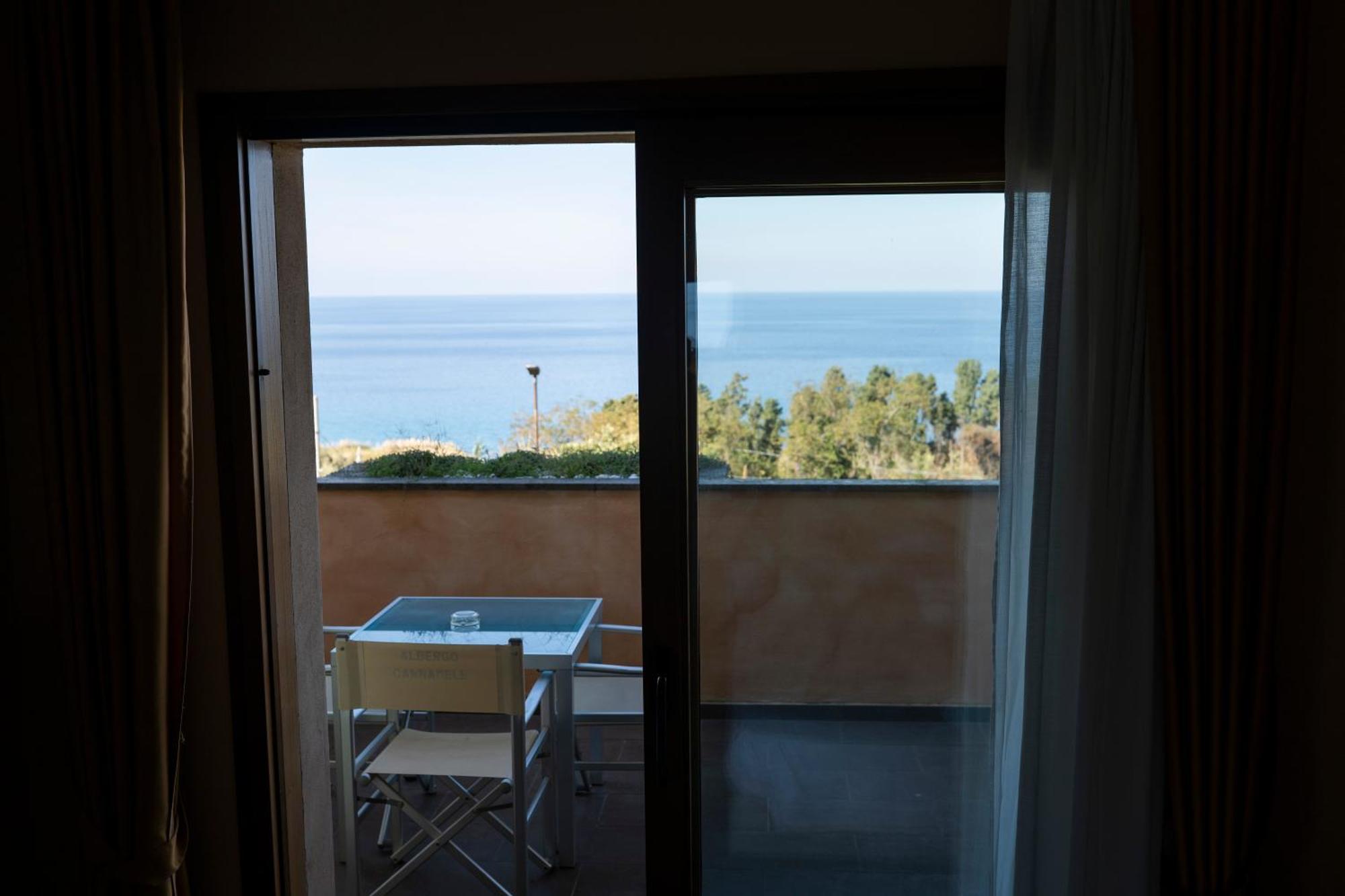 Unico Cannamele Escape Tropea By Life Resorts Паргелия Екстериор снимка